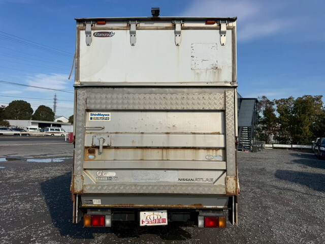 日産アトラスパネルバン小型（2t・3t）[写真14]