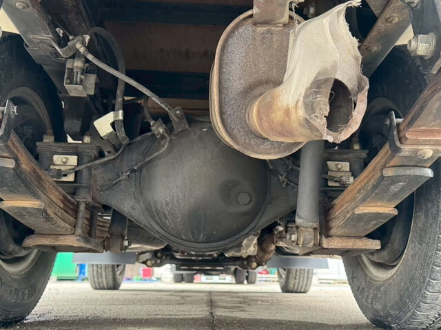 日産アトラスパネルバン小型（2t・3t）[写真30]