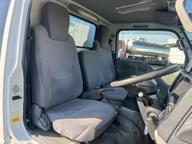 日産アトラスパネルバン小型（2t・3t）[写真34]