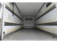 日野レンジャー冷凍車（冷蔵車）中型（4t）[写真12]