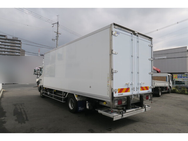 日野レンジャー冷凍車（冷蔵車）中型（4t）[写真02]