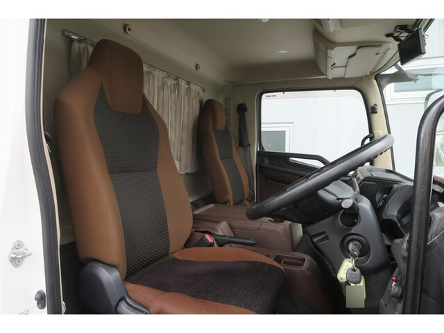 日野レンジャー冷凍車（冷蔵車）中型（4t）[写真28]