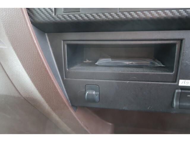 日野レンジャー冷凍車（冷蔵車）中型（4t）[写真37]