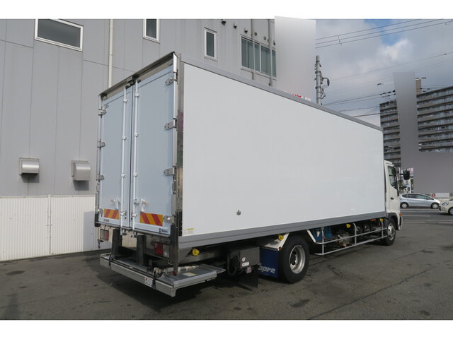 日野レンジャー冷凍車（冷蔵車）中型（4t）[写真04]