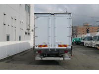 日野レンジャー冷凍車（冷蔵車）中型（4t）[写真07]