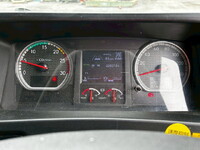 いすゞギガアルミウイング大型（10t）[写真23]