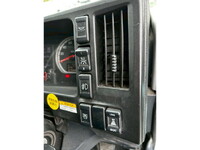 いすゞギガアルミウイング大型（10t）[写真26]