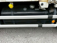 いすゞギガアルミウイング大型（10t）[写真31]