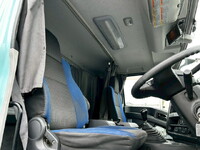 いすゞギガアルミウイング大型（10t）[写真05]