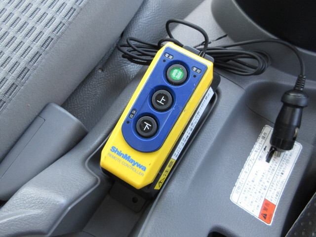 日野デュトロアルミバン小型（2t・3t）[写真26]