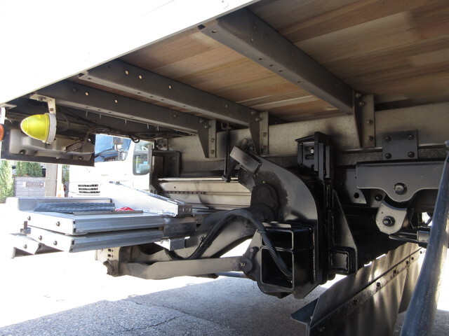 日野デュトロアルミバン小型（2t・3t）[写真35]