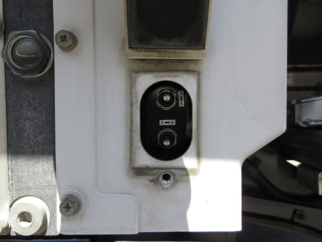 日野デュトロアルミバン小型（2t・3t）[写真38]