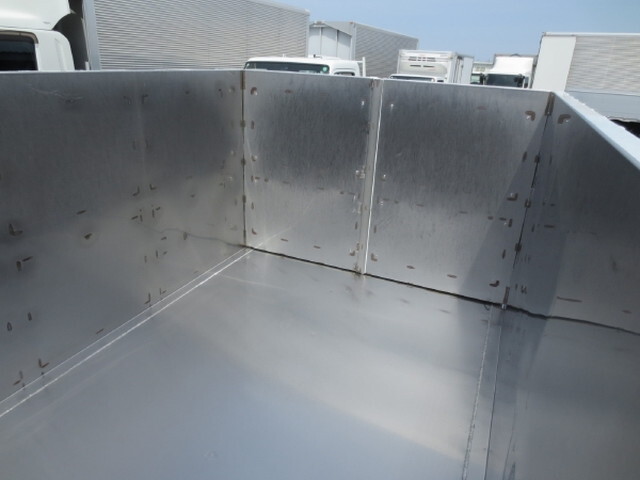 三菱ふそうキャンター深ダンプ（土砂禁ダンプ）小型（2t・3t）[写真10]