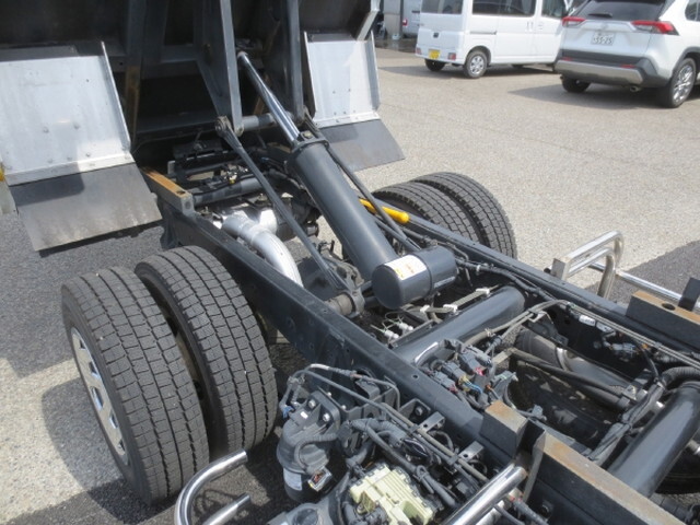 三菱ふそうキャンター深ダンプ（土砂禁ダンプ）小型（2t・3t）[写真13]