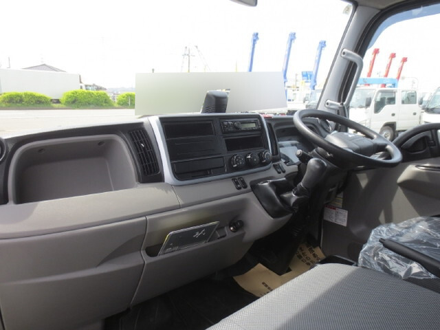 三菱ふそうキャンター深ダンプ（土砂禁ダンプ）小型（2t・3t）[写真15]