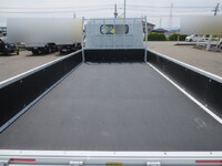 三菱ふそうキャンター平ボディ小型（2t・3t）[写真10]