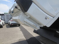 三菱ふそうキャンターパッカー車（塵芥車）小型（2t・3t）[写真16]