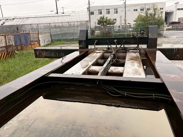 その他のメーカーその他の車種海コントレーラー大型（10t）[写真32]