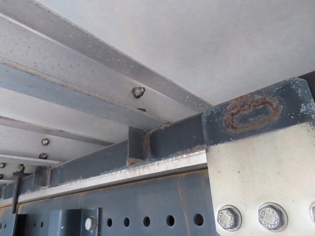 日野プロフィア冷凍車（冷蔵車）大型（10t）[写真12]