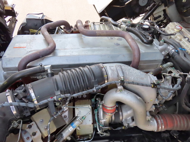 日野プロフィア冷凍車（冷蔵車）大型（10t）[写真15]