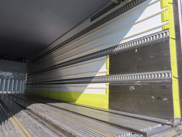 日野プロフィア冷凍車（冷蔵車）大型（10t）[写真36]