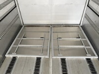 いすゞギガアルミウイング大型（10t）[写真14]