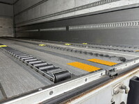 いすゞギガアルミウイング大型（10t）[写真18]