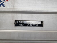 いすゞギガアルミウイング大型（10t）[写真19]