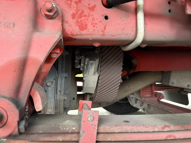 いすゞギガアルミウイング大型（10t）[写真19]