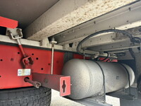 いすゞギガアルミウイング大型（10t）[写真24]