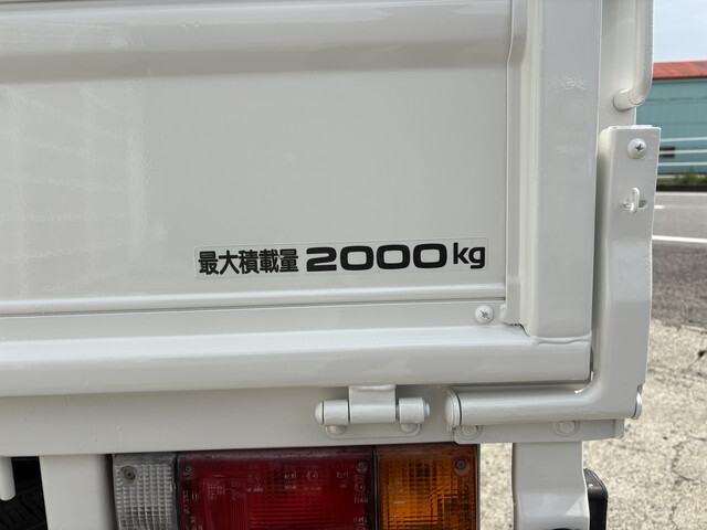 日産アトラス平ボディ小型（2t・3t）[写真18]