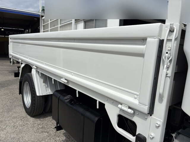 日産アトラス平ボディ小型（2t・3t）[写真23]