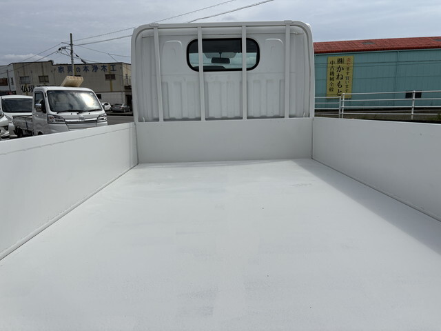 日産アトラス平ボディ小型（2t・3t）[写真27]