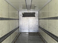 日野プロフィア冷蔵冷凍ウイング大型（10t）[写真13]