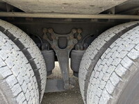 UDトラックスクオンアルミウイング大型（10t）[写真32]