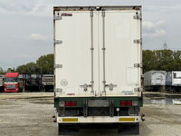 UDトラックスクオンアルミウイング大型（10t）[写真08]