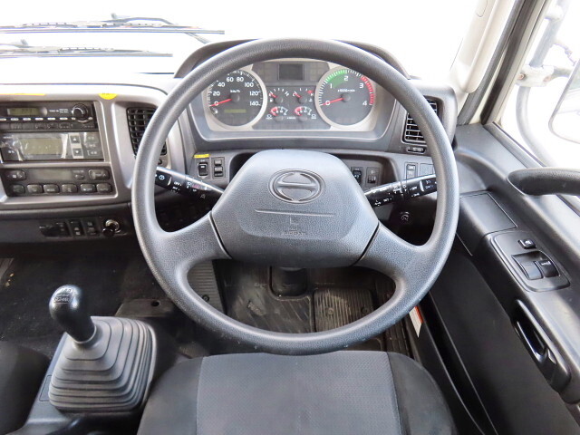 日野レンジャー冷凍車（冷蔵車）増トン（6t・8t）[写真20]