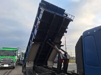 日野レンジャー深ダンプ（土砂禁ダンプ）増トン（6t・8t）[写真11]