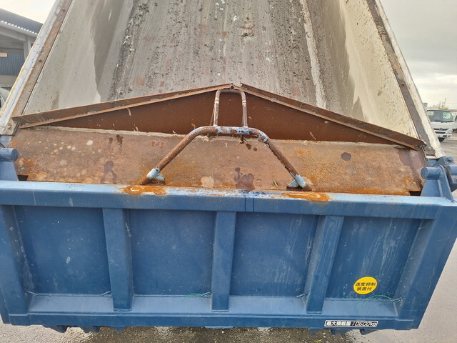 日野レンジャー深ダンプ（土砂禁ダンプ）増トン（6t・8t）[写真12]