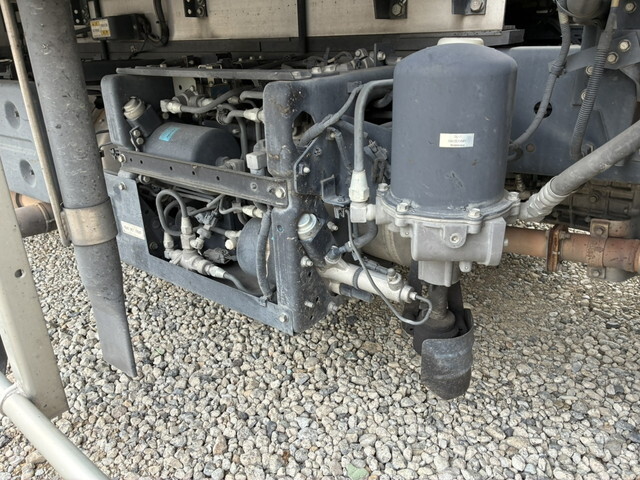 いすゞフォワード冷凍車（冷蔵車）中型（4t）[写真25]