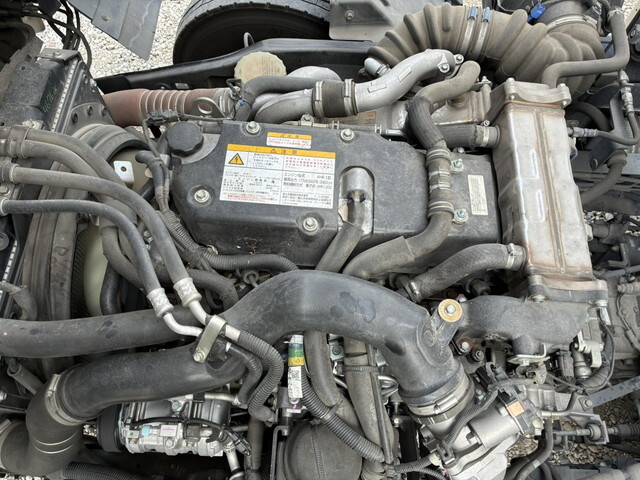 いすゞフォワード冷凍車（冷蔵車）中型（4t）[写真35]