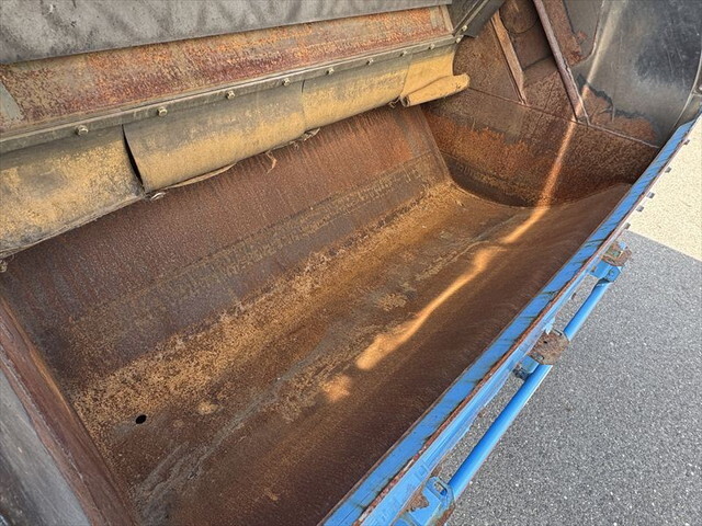 三菱ふそうファイターパッカー車（塵芥車）中型（4t）[写真07]