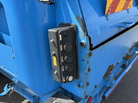 三菱ふそうファイターパッカー車（塵芥車）中型（4t）[写真10]