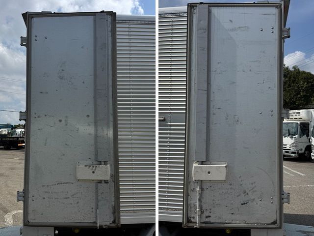 日野デュトロアルミバン小型（2t・3t）[写真19]