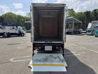 日野デュトロアルミバン小型（2t・3t）[写真21]