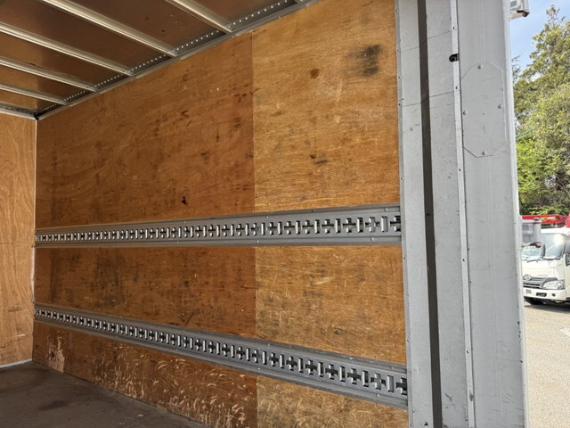 日野デュトロアルミバン小型（2t・3t）[写真23]