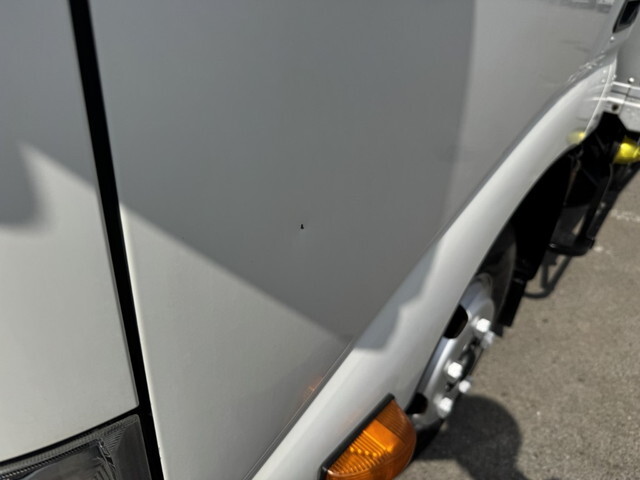 日野デュトロアルミバン小型（2t・3t）[写真37]