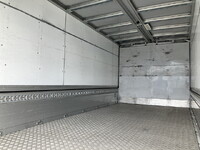 三菱ふそうキャンターアルミウイング小型（2t・3t）[写真15]