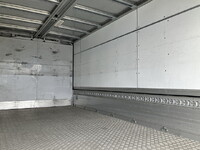 三菱ふそうキャンターアルミウイング小型（2t・3t）[写真16]