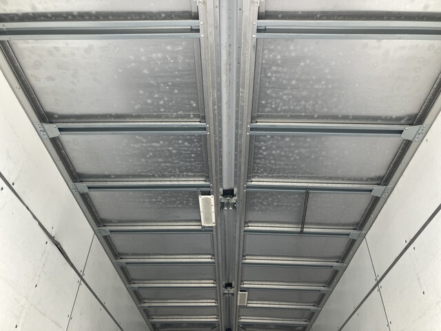 三菱ふそうキャンターアルミウイング小型（2t・3t）[写真17]